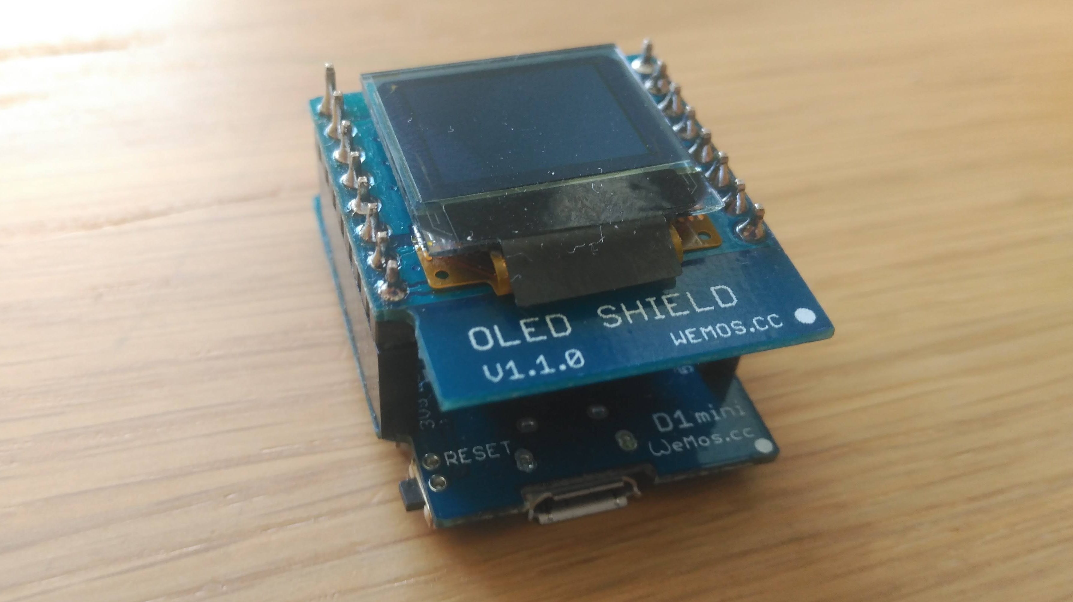 Montaje pantalla OLED en WeMoS